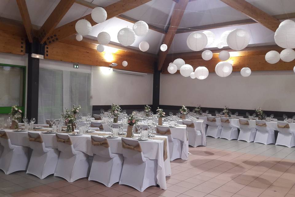 Housse avec toile de jute
