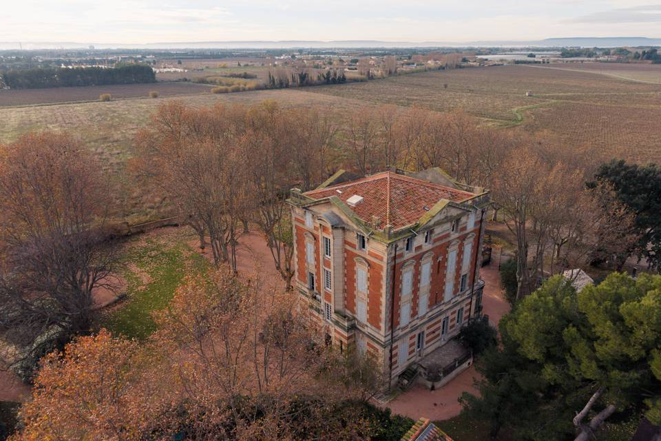 Chateau drone