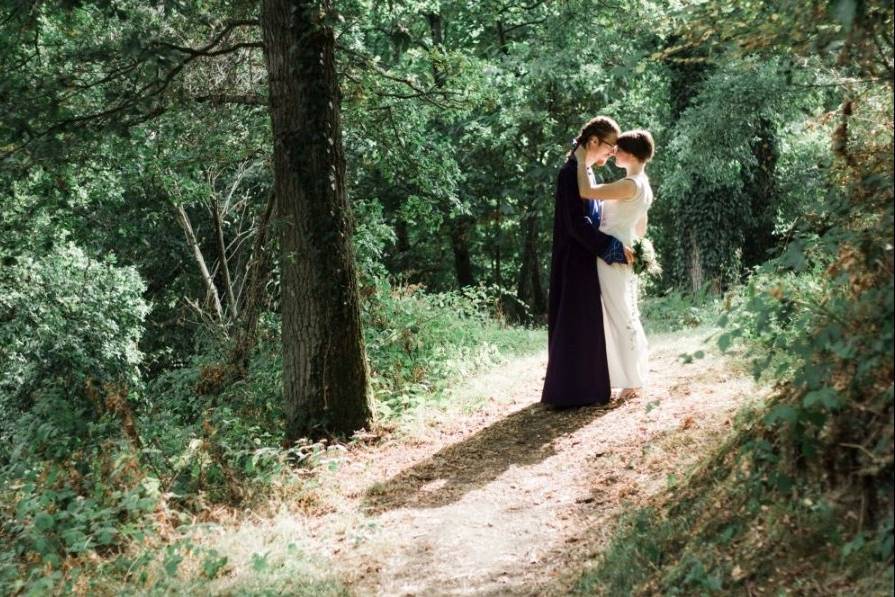 Séance couple en forêt