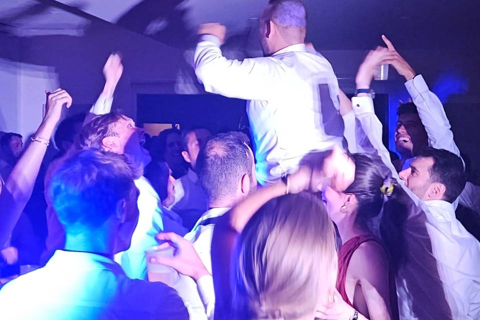 Dancefloor Wedding
