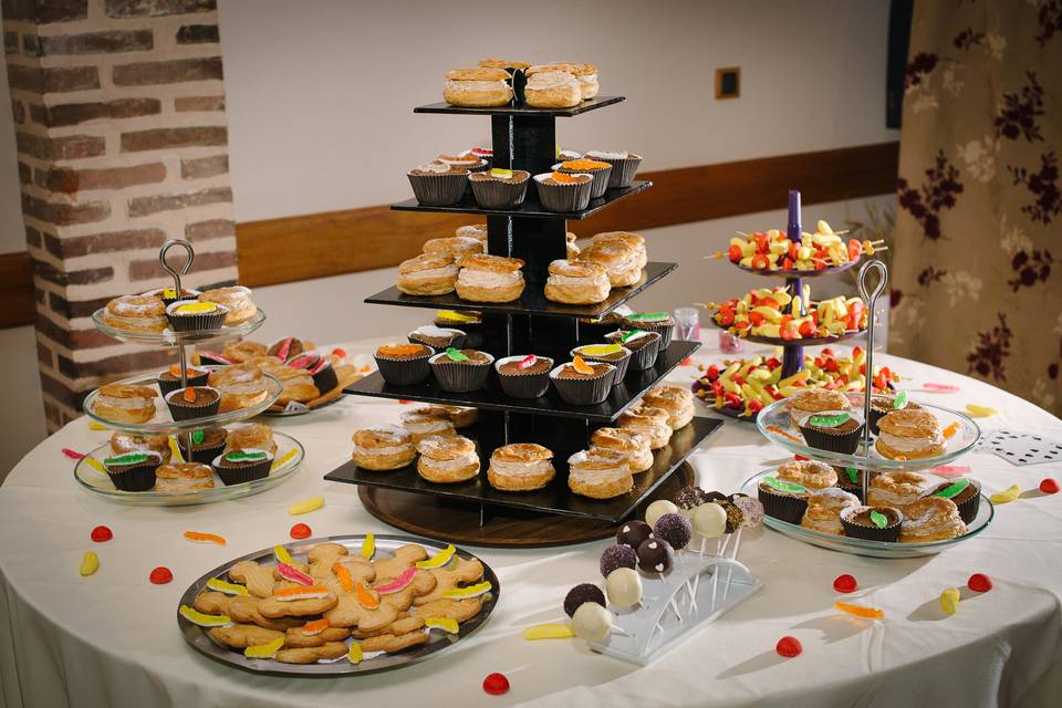 Buffet desserts