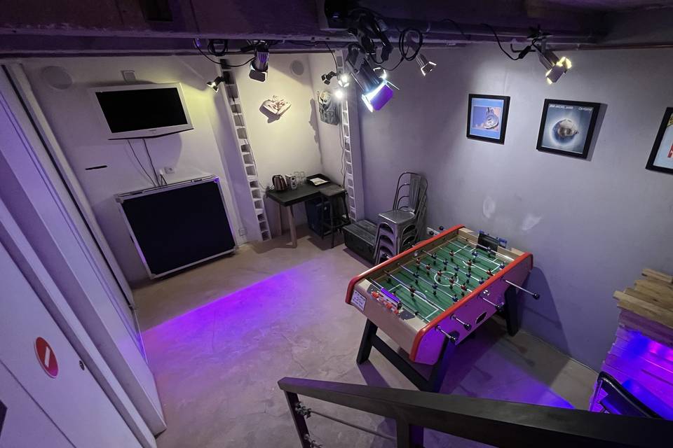 Salon 90s détente babyfoot KTV