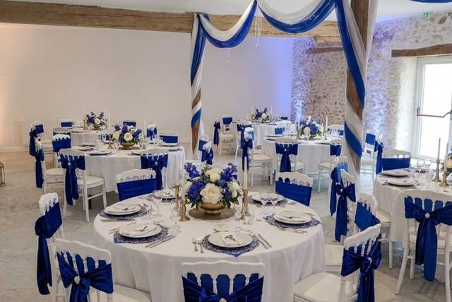 Salle de réception bleu roi