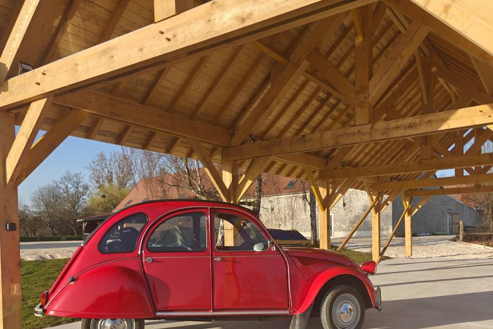 Préau 2 avec 2cv