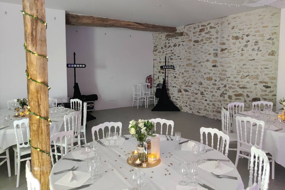 Espace DJ et piste de danse