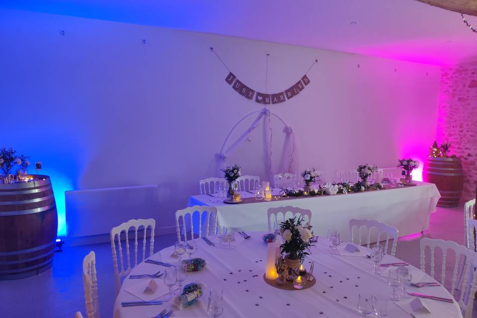 Salle (table des mariés)