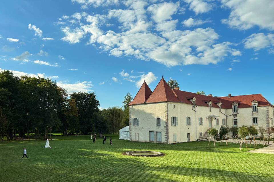 Le chateau vu du parc