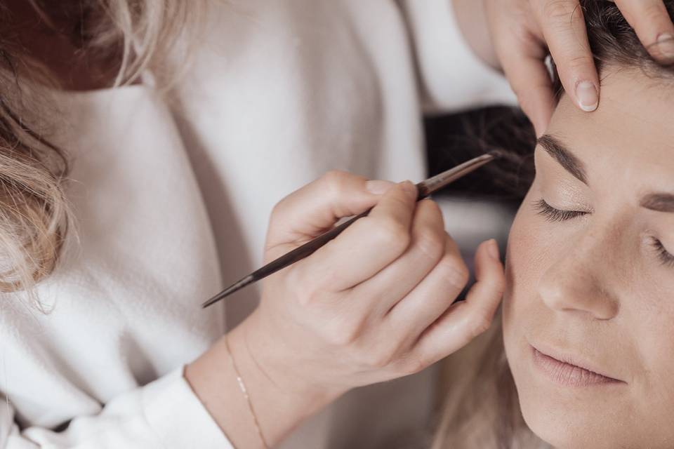 Chignon - maquillage