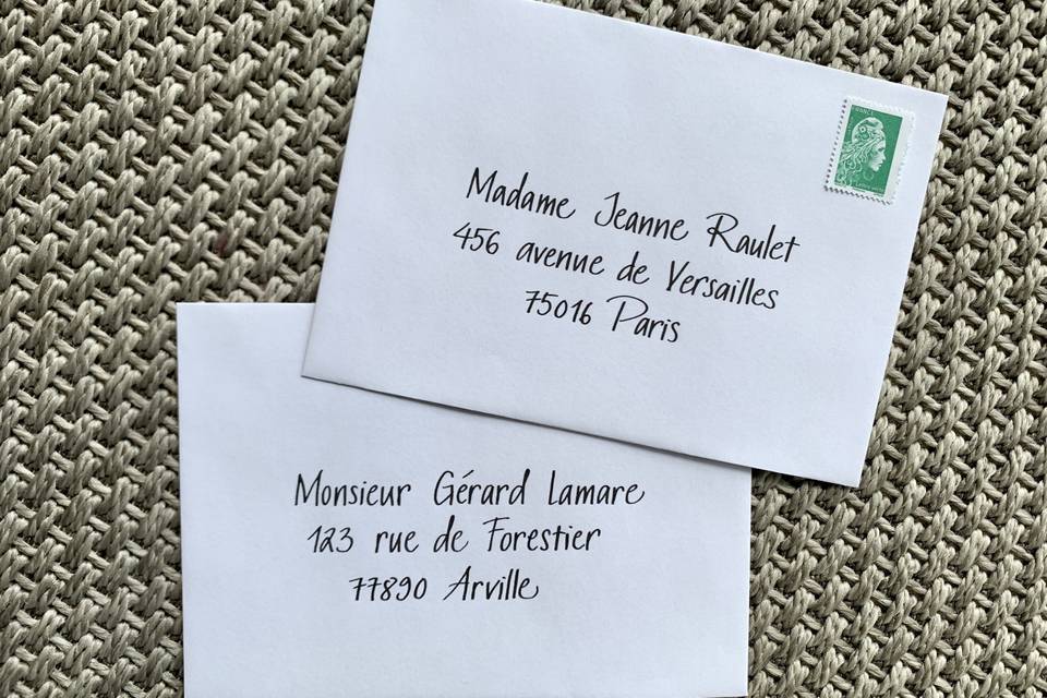 Adresse calligraphiée