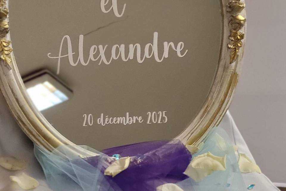 Miroir Ovale de Bienvenue