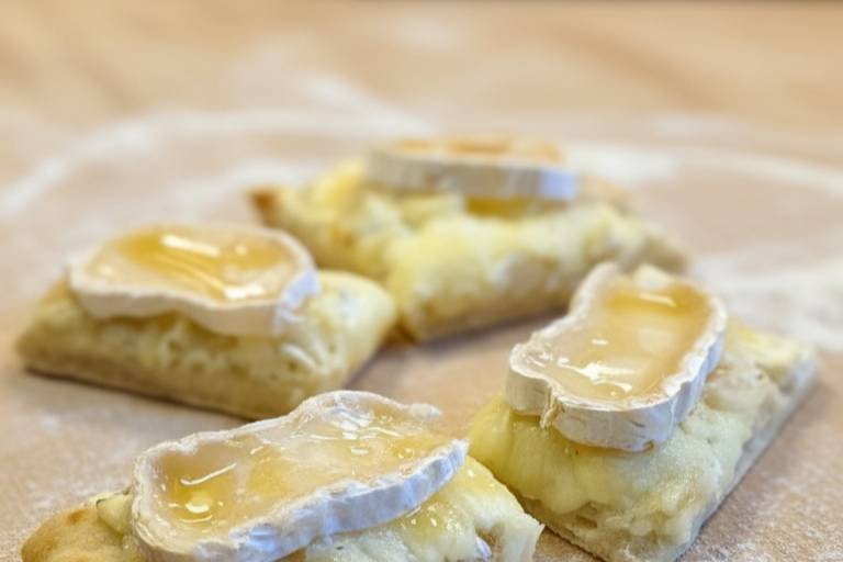 Pinsa Chèvre Miel
