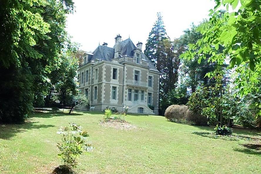 Le Castel