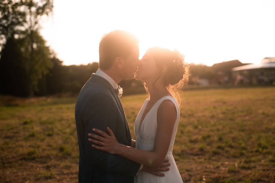 Couple de marié en séance phot