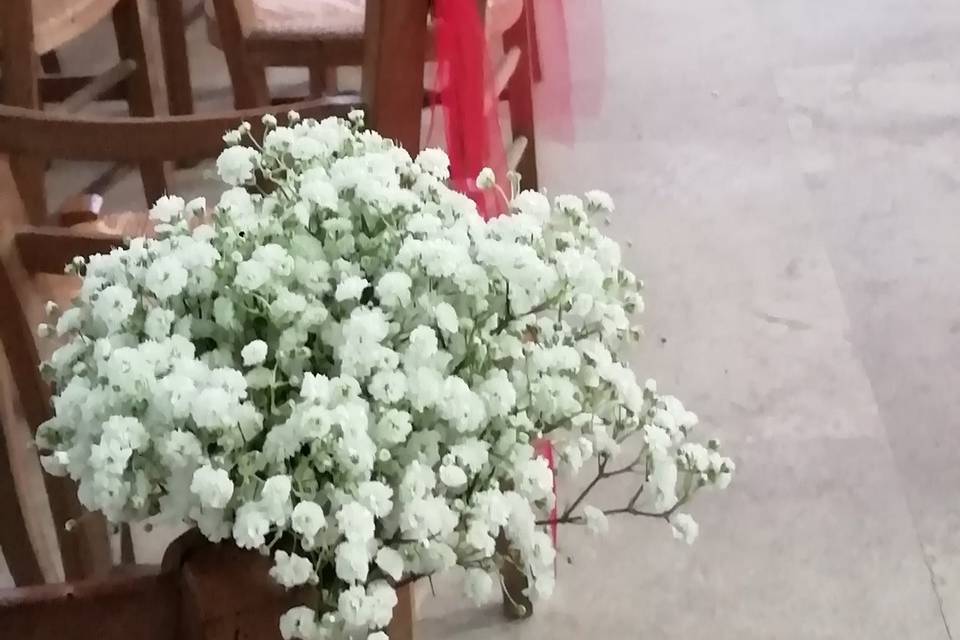 Fleurs banc d'église