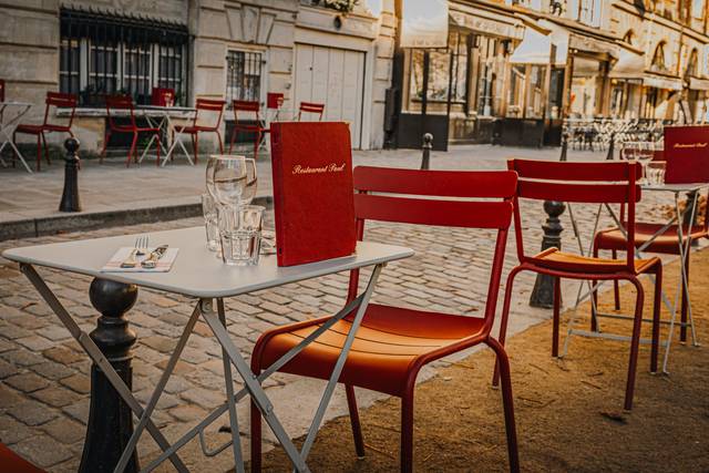 Terrasse sous les maronniers