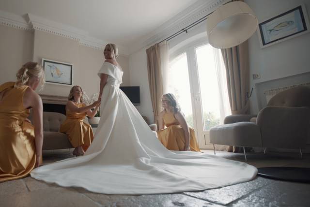 Mariée et temoins