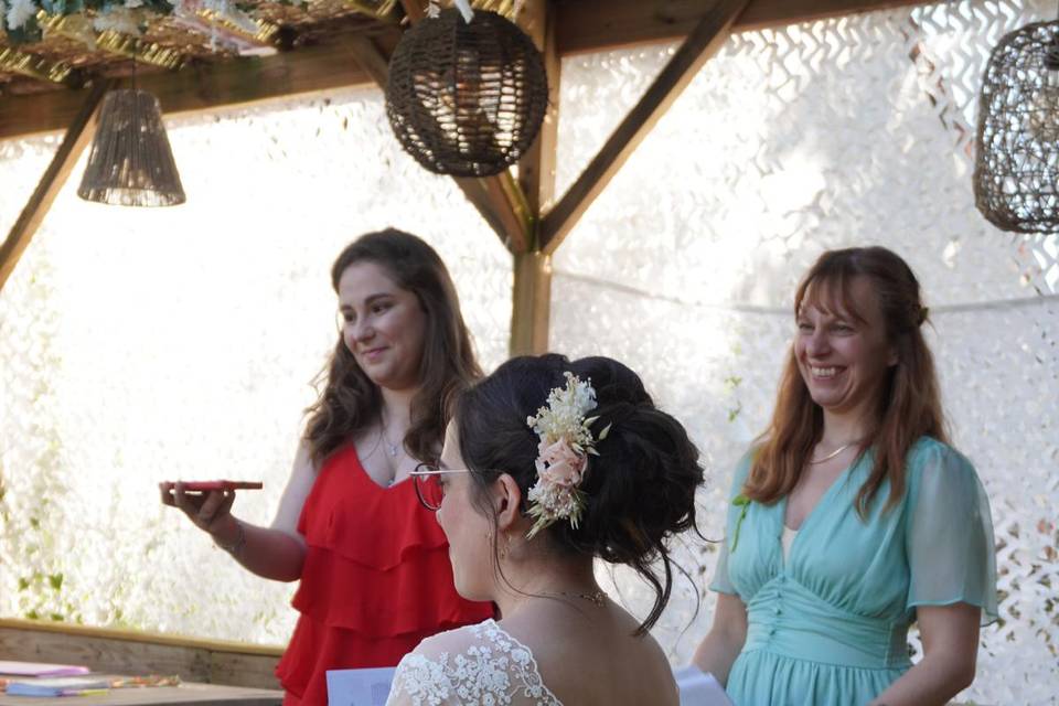Robe dentelle dos nu