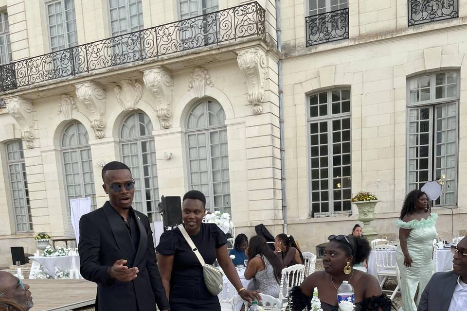 Mariage E&M, échanges invités
