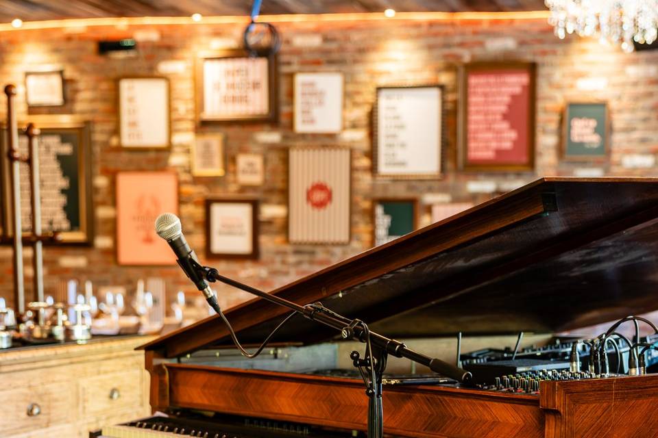 Piano central