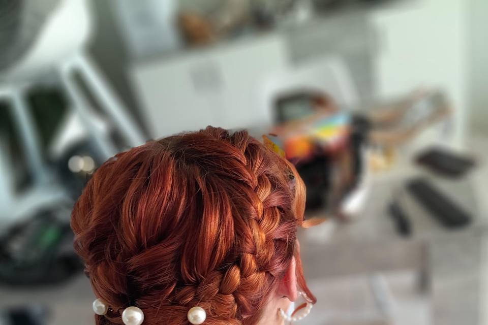 Chignon bas sur un carré