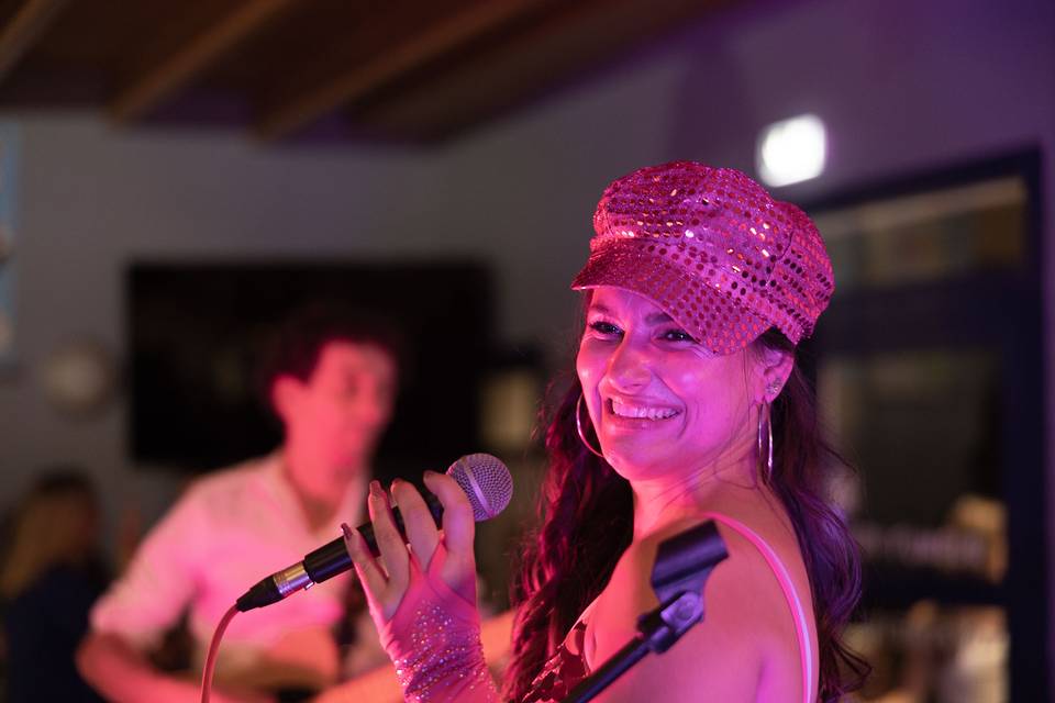 Alicia & The Funky Papas