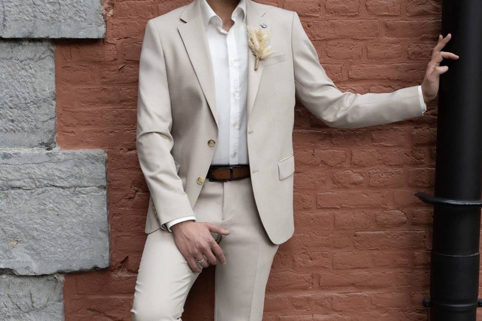 Témoin beige 2027