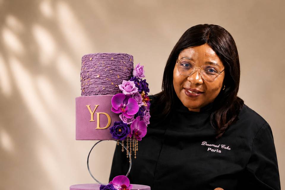 Signature Dreamed Cake Paris