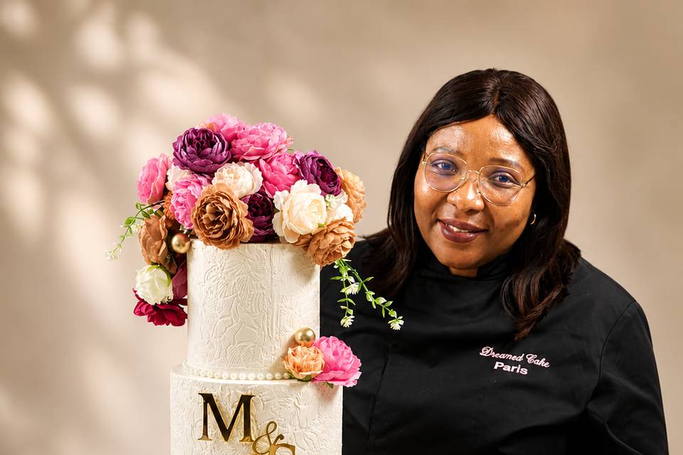 Signature Dreamed Cake Paris