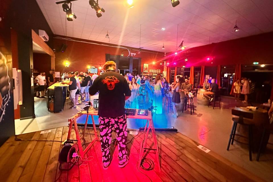 DJ / Soirées en bar