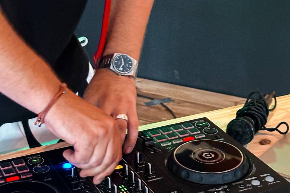 DJ / Soirées en bar