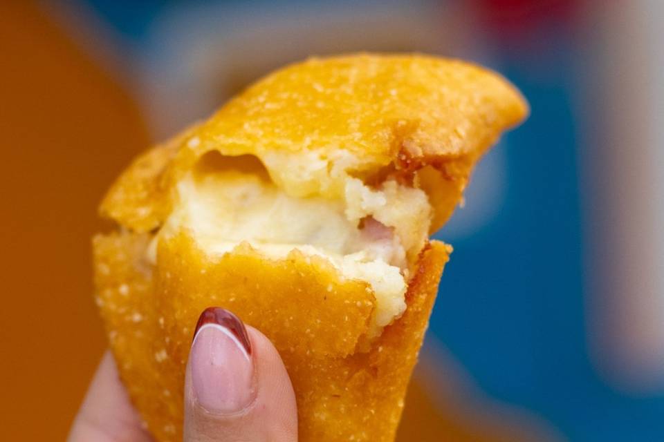 Empanada jambon fromage