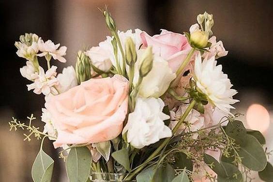 Bouquet vase