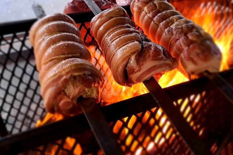 Poitrine de porc roulée