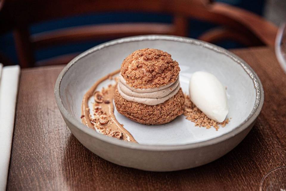 Choux d'une pièce montée