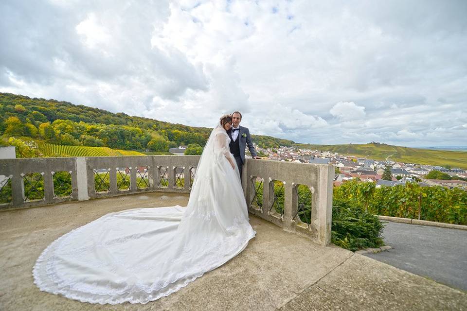 Photo de couple dans le vigne