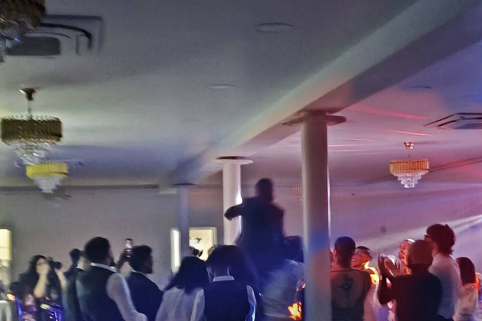 Tout le monde danse ! 🕺