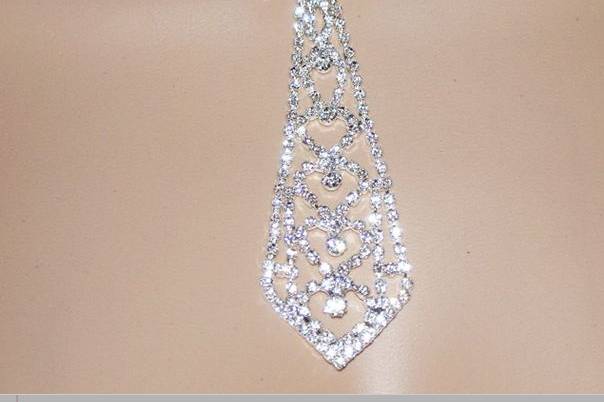 Collier cravate strass