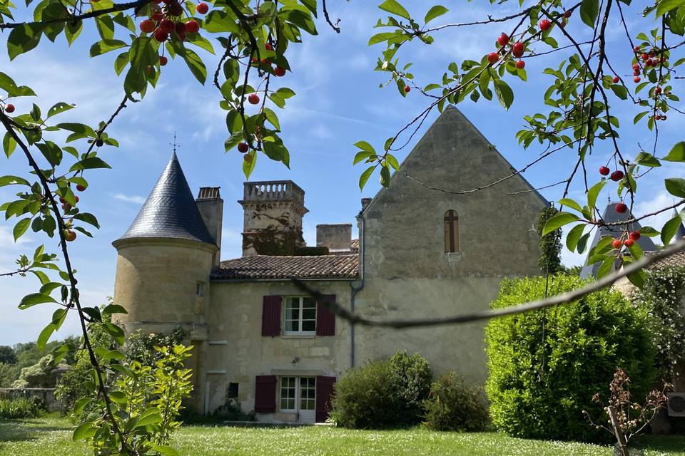 Chateau Sentout Vue du Verger