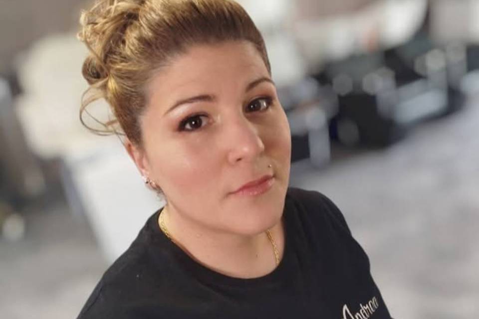 Chignon et mise en beauté