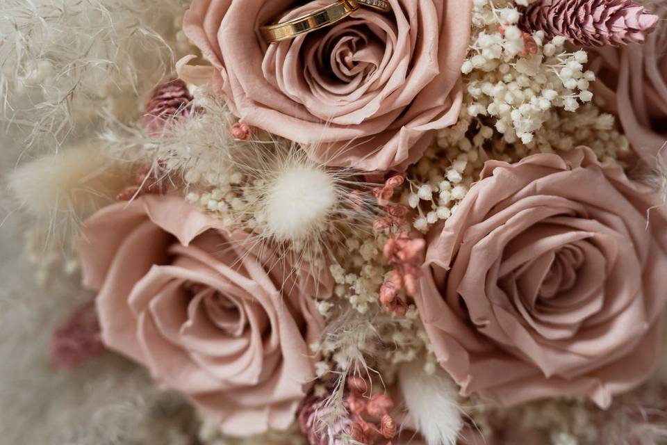 Bouquet et alliances