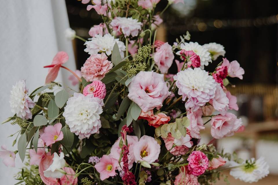 Composition florale roses