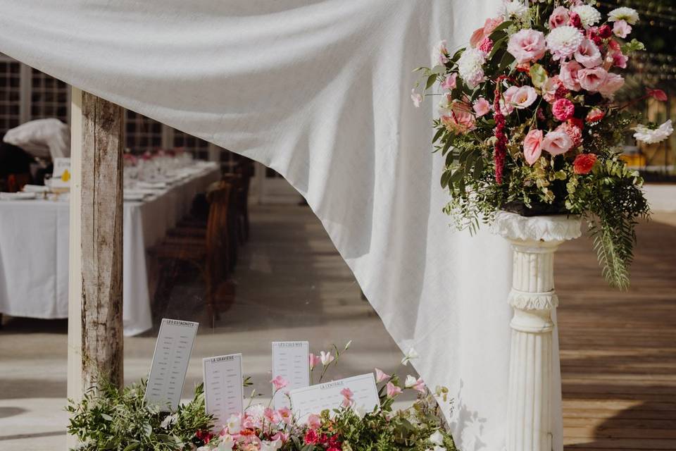 Décoration florale entrée sall