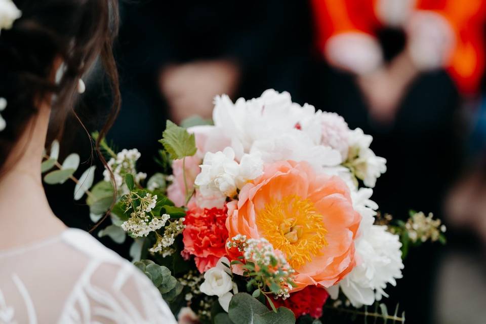 Bouquet de mariée pivoines