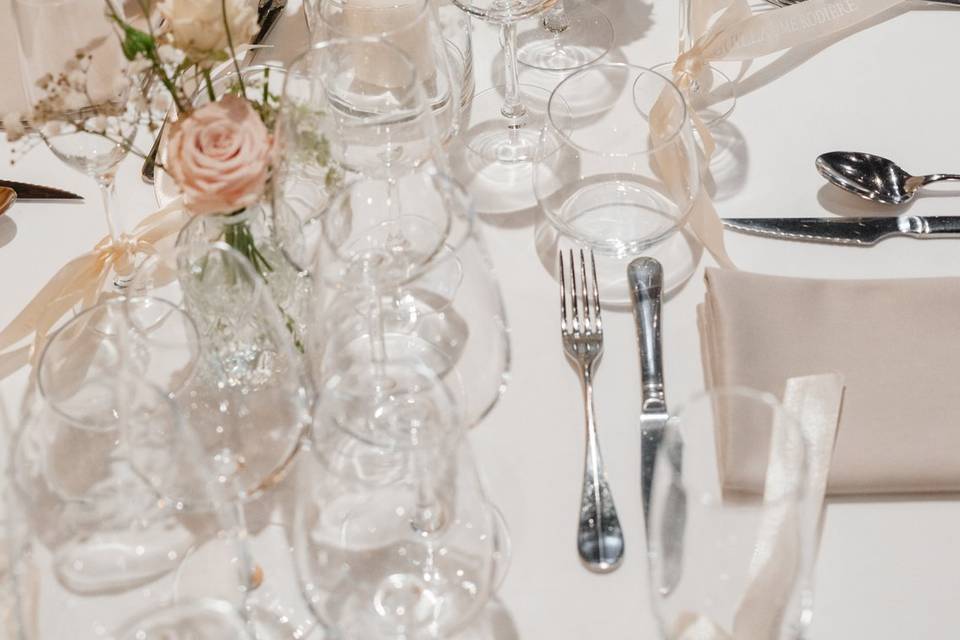 Soliflores beiges blancs roses