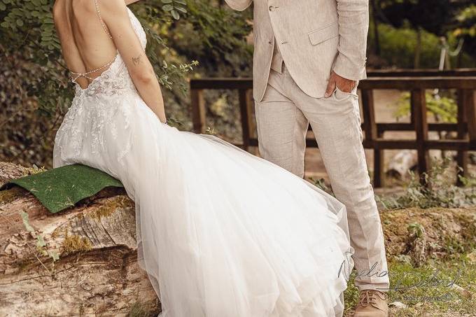 Posing couple extérieur