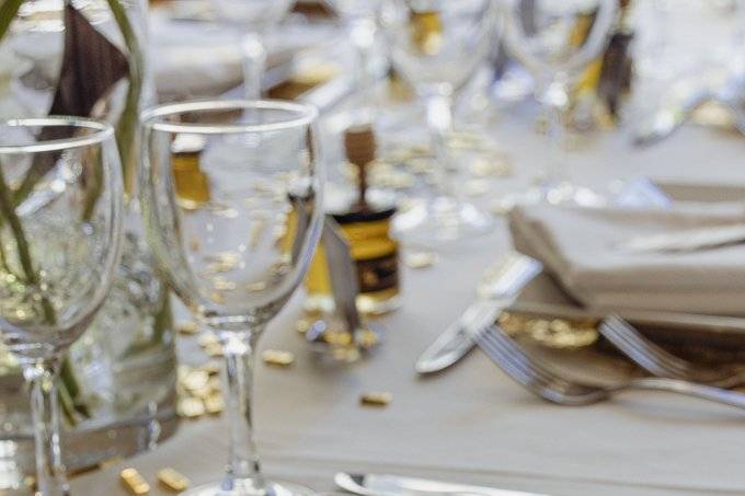 Mise en table dorée