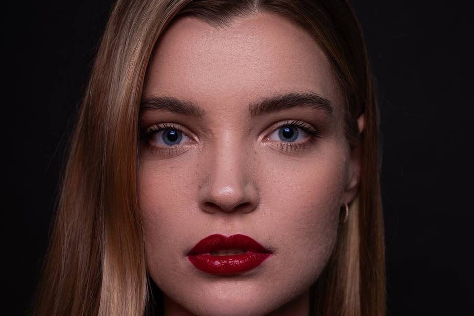 Eve Makeup Artist