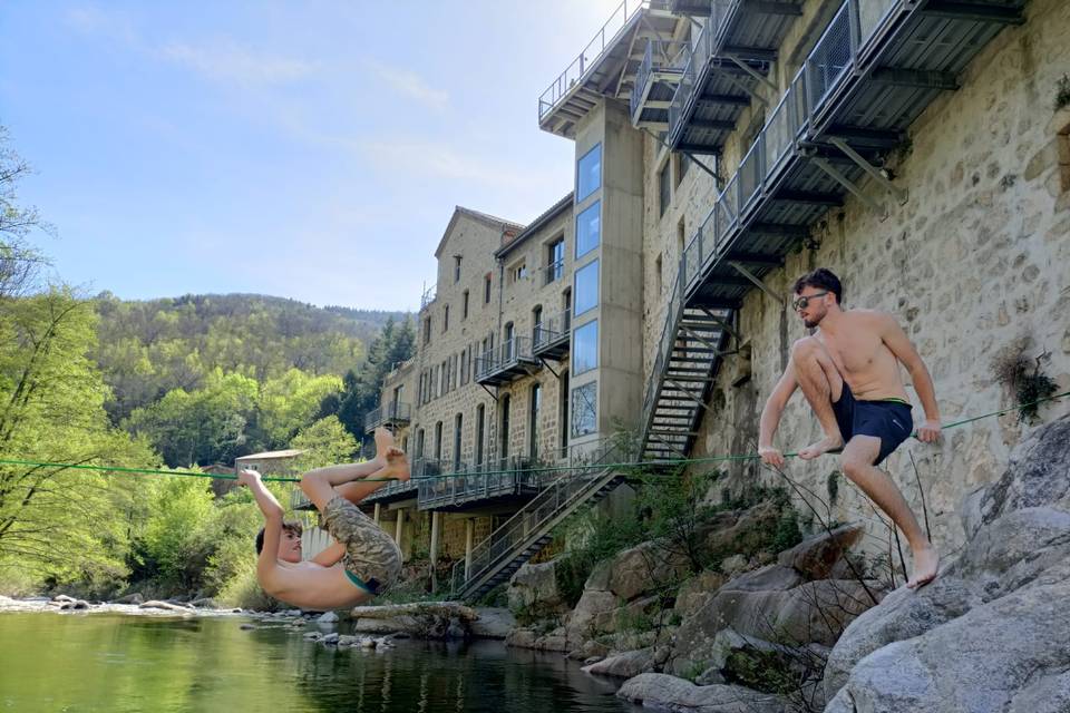 Baignade au pied des terrasses