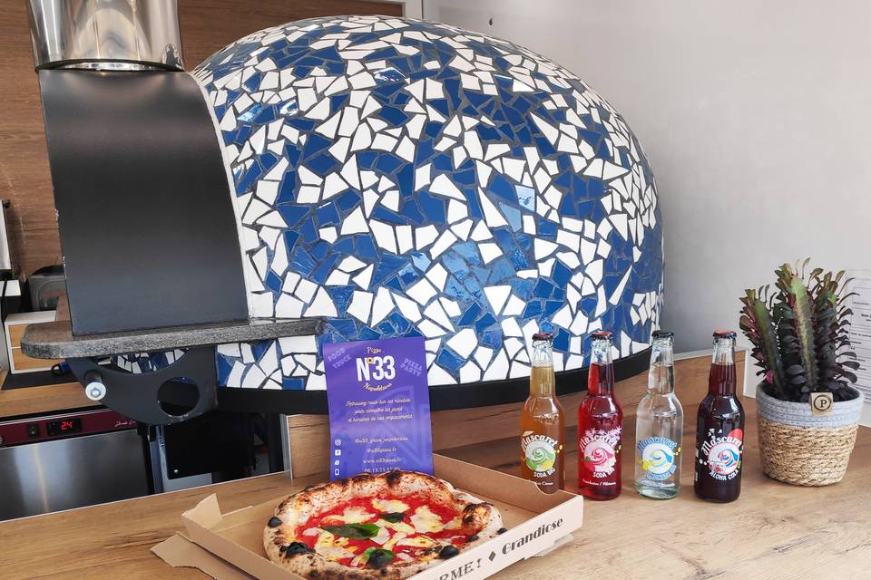 N33 Pizza Napoletana