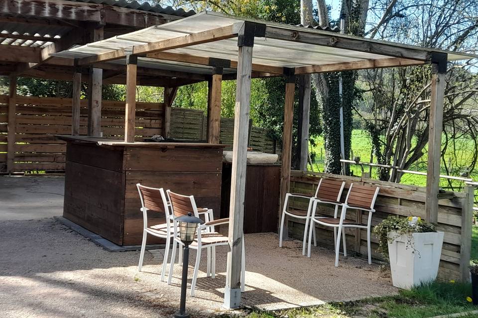 Bar extérieur